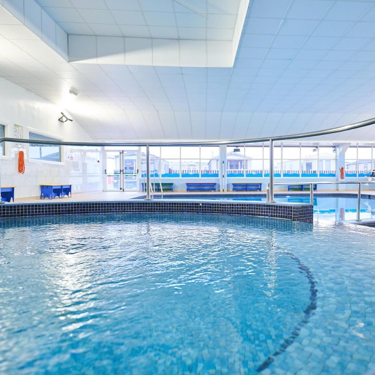 Oaken Caravan - Golden Sands Away Resorts Kinmel Bay 외부 사진