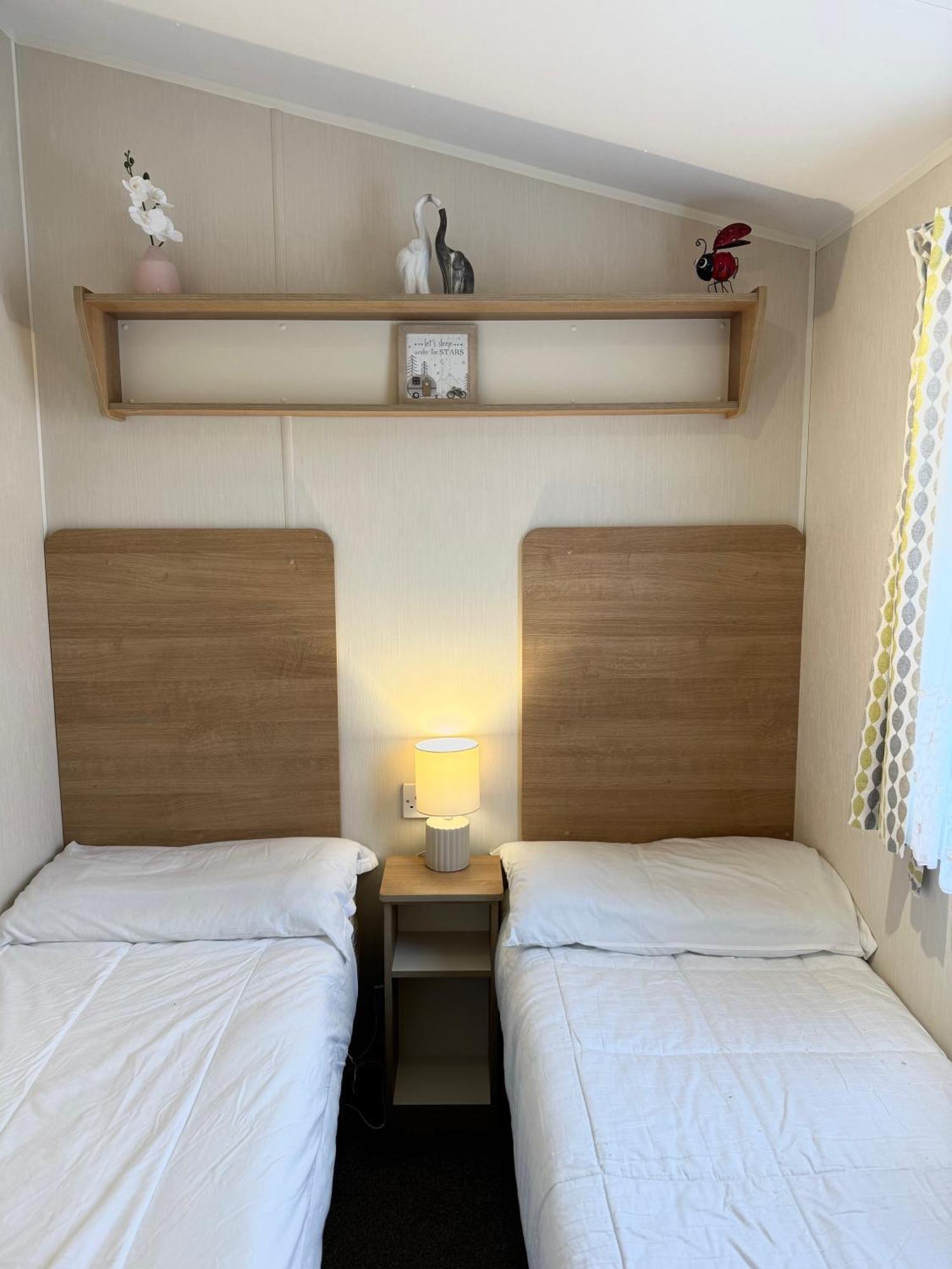 Oaken Caravan - Golden Sands Away Resorts Kinmel Bay 외부 사진
