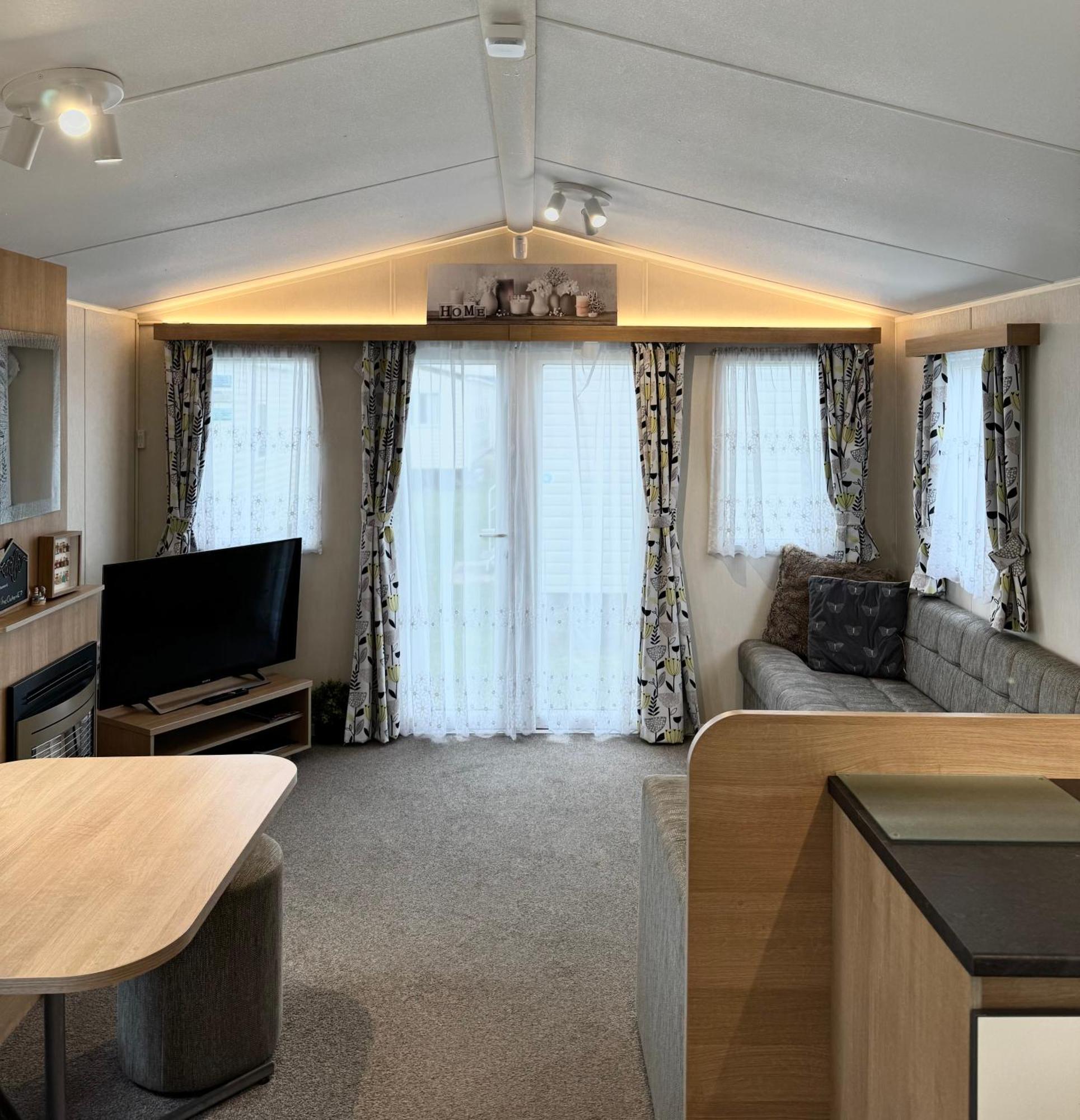 Oaken Caravan - Golden Sands Away Resorts Kinmel Bay 외부 사진